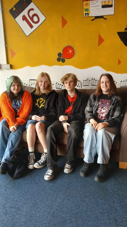 Dakota, Penny, Tom and Amber in the Newport City Radio HQ.