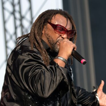Photo of Benji Webbe